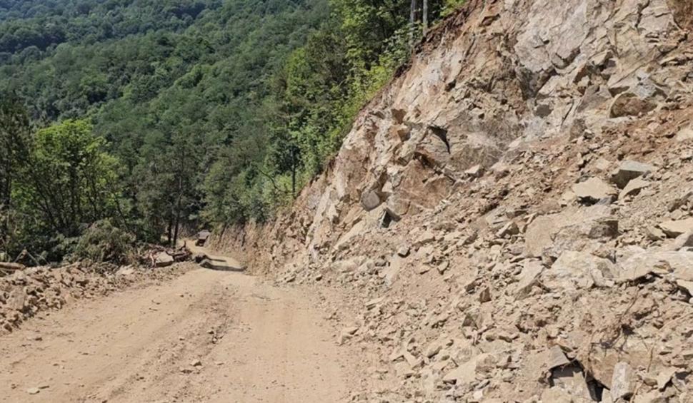 CNAIR anunţă suplimentarea numărului de utilaje şi muncitori pe Valea Oltului: Ritmul lucrărilor este bun 912619