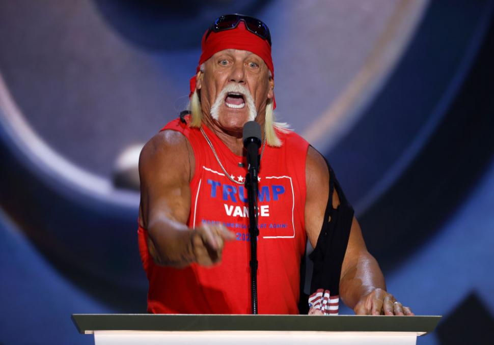 Convenția Republicană, în imagini. Hulk Hogan și-a rupt tricoul. Pe scenă a urcat și Tucker Carlson 913360
