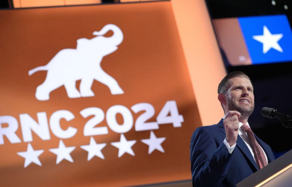 Convenția Republicană, în imagini. Hulk Hogan și-a rupt tricoul. Pe scenă a urcat și Tucker Carlson 913368