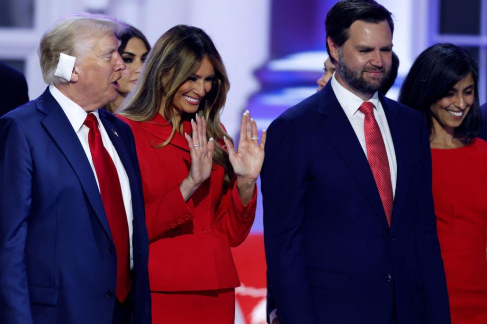 Convenția Republicană, în imagini. Hulk Hogan și-a rupt tricoul. Pe scenă a urcat și Tucker Carlson 913380