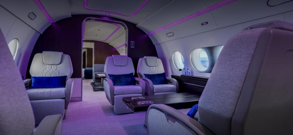 Avionul de petrecere din Dubai, pentru super-bogații lumii. Se închiriază pentru 15.000 de dolari pe oră 913721