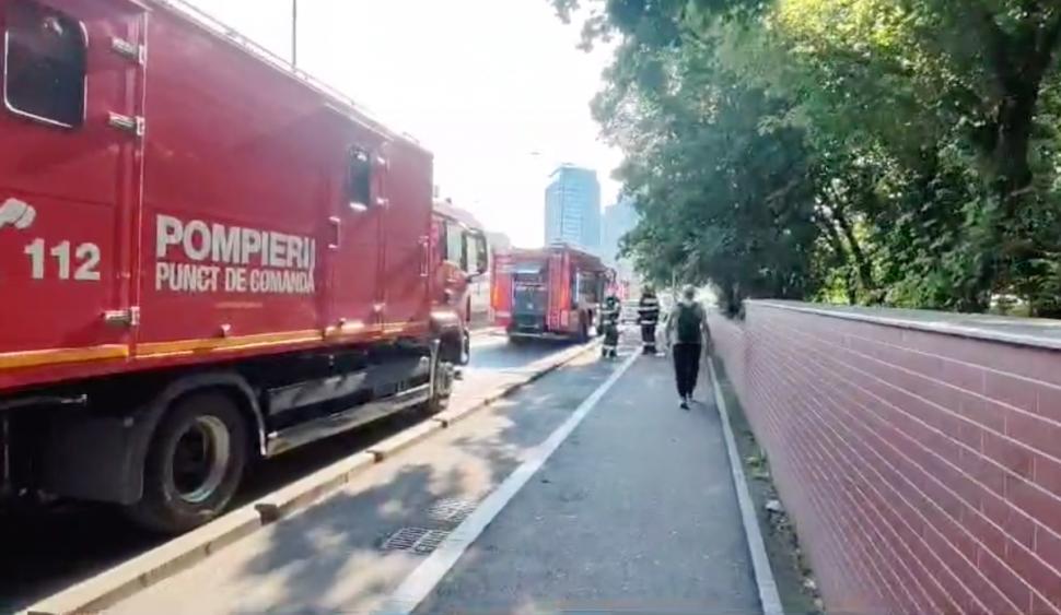 Incendiu puternic la un restaurant cunoscut din București  913763