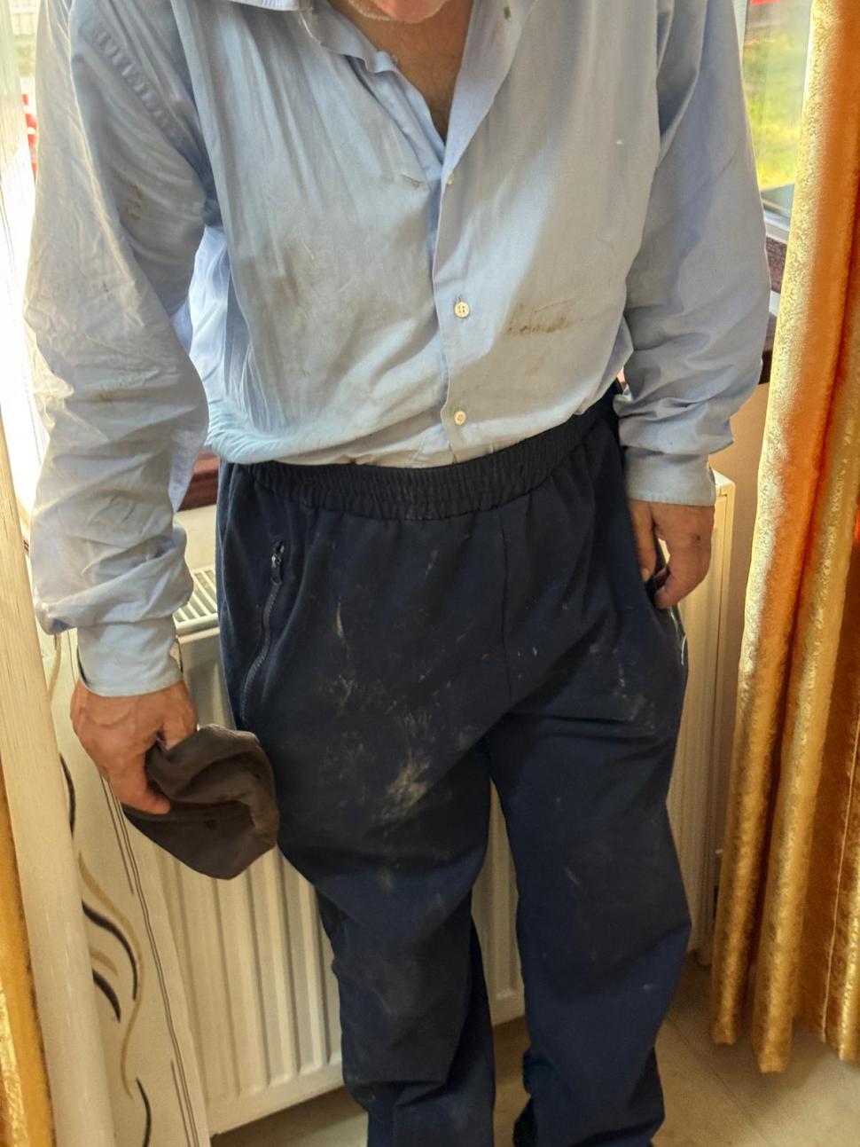  Imagini șocante dintr-un nou azil al groazei. Oamenii erau ținuți nespălați în condiții mizere, în timp ce saltelele noi erau ascunse 914042