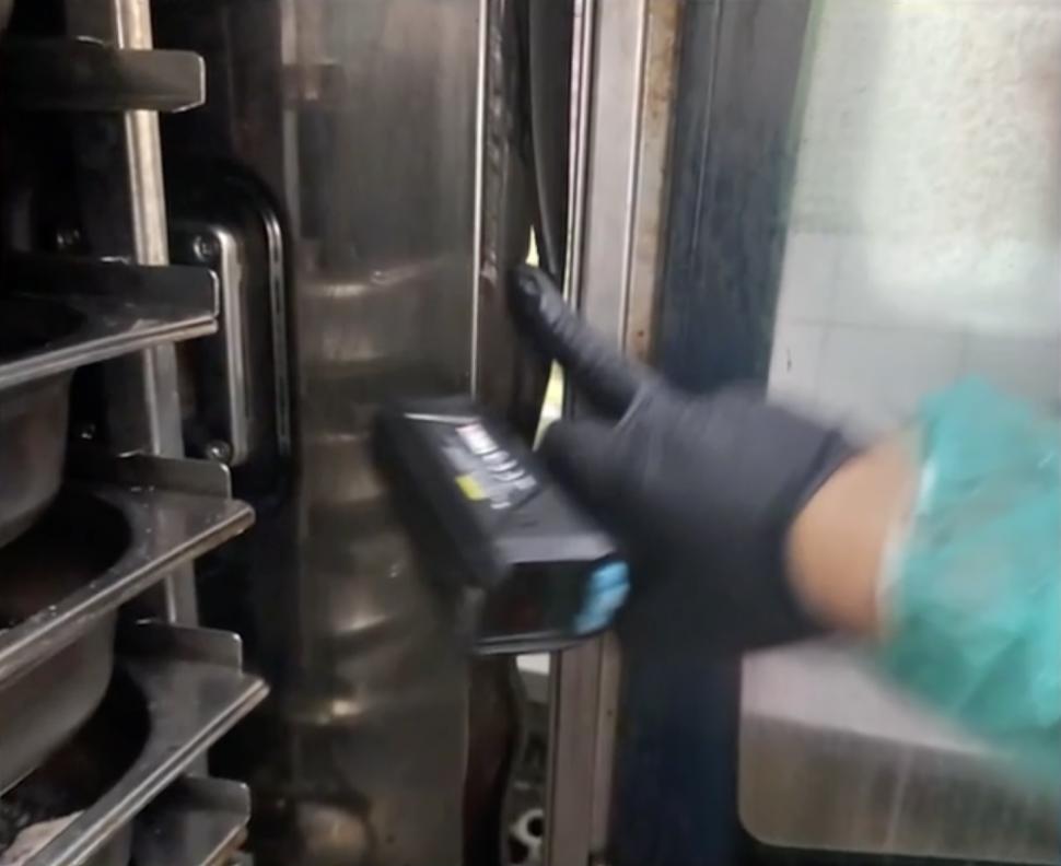 Un hotel de 4 stele din Eforie Nord a fost închis de ANPC. Ce nereguli au fost descoperite după ce un turist s-a intoxicat 914213