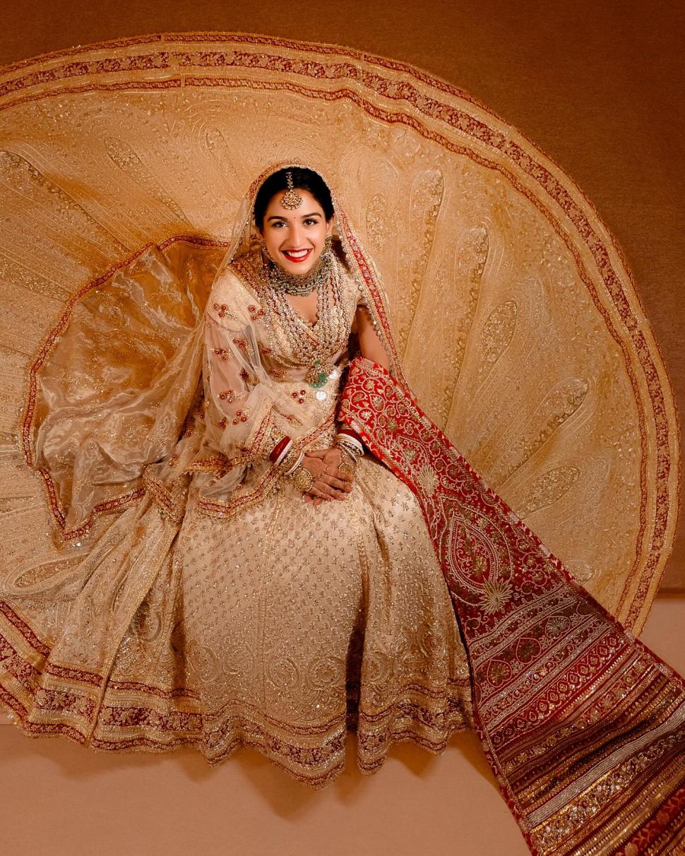 Nunta de 600 de milioane de dolari a fiului mangatului Ambani va mai dura 2 luni. În Anglia, evenimentul a stârnit primele controverse 914417