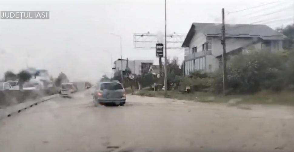 Străzi și case inundate, culturi distruse și copaci rupți de vânt: România a fost măturată de furtuni 914361