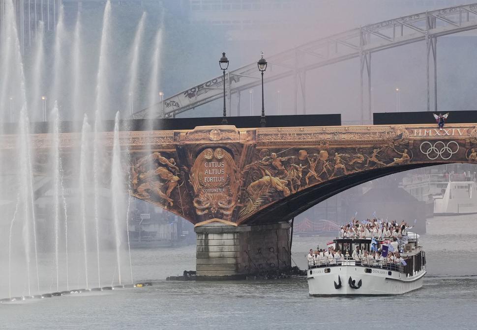 Jocurile Olimpice de la Paris au început oficial cu o ceremonie spectaculoasă pe Sena 914694