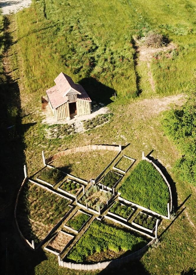 Grădina cu mirodenii din România care a ajuns celebră și în străinătate: „Este cu adevărat un miracol ce se întâmplă aici” 914770