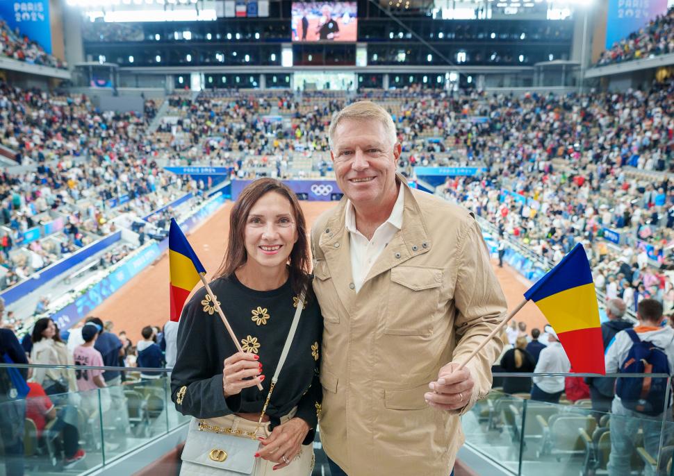 Klaus Iohannis a postat noi imagini alături de soție, la Jocurile Olimpice 2024 de la Paris: „Hai, Team Romania!” 914776
