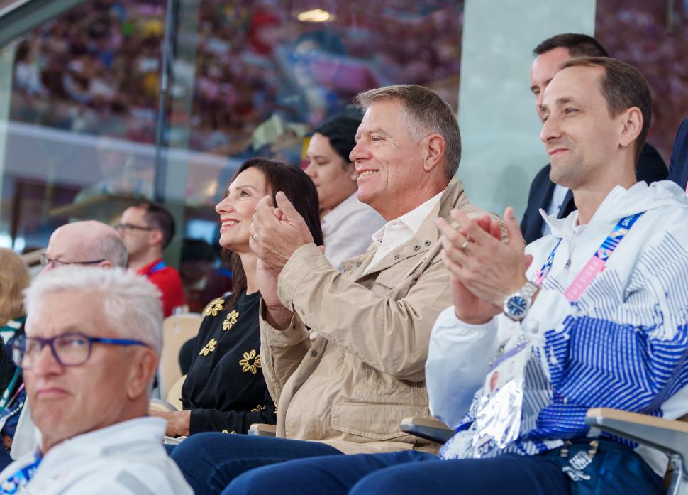 Klaus Iohannis a postat noi imagini alături de soție, la Jocurile Olimpice 2024 de la Paris: „Hai, Team Romania!” 914777