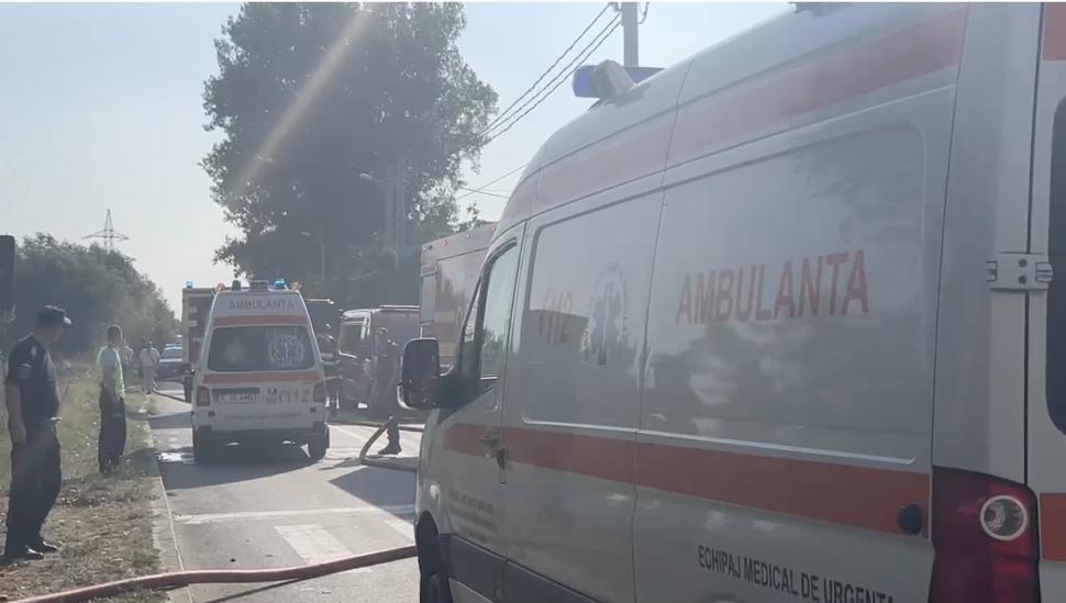 Un incendiu puternic a izbucnit la un azil de bătrâni din Tulcea. 40 de persoane au fost evacuate 914982