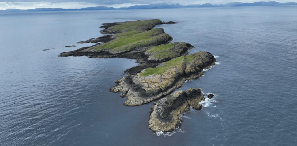 Insula „tinereții veșnice” din Scoția a fost scoasă la vânzare la prețul unui apartament. Ce va găsi aici viitorul proprietar 915261
