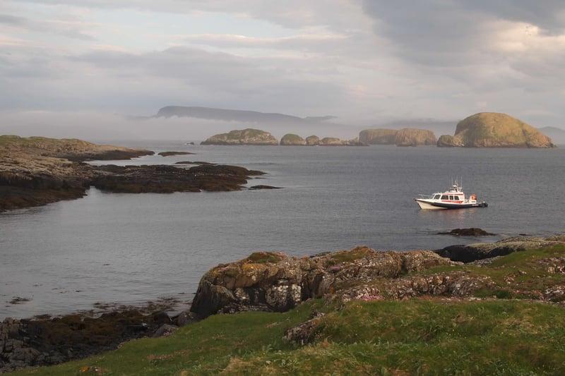 Insula „tinereții veșnice” din Scoția a fost scoasă la vânzare la prețul unui apartament. Ce va găsi aici viitorul proprietar 915263