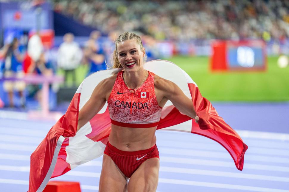 Atleta de pe OnlyFans a stârnit controverse la JO 2024. Cum a sărbătorit după ce a fost medaliată cu bronz 916512