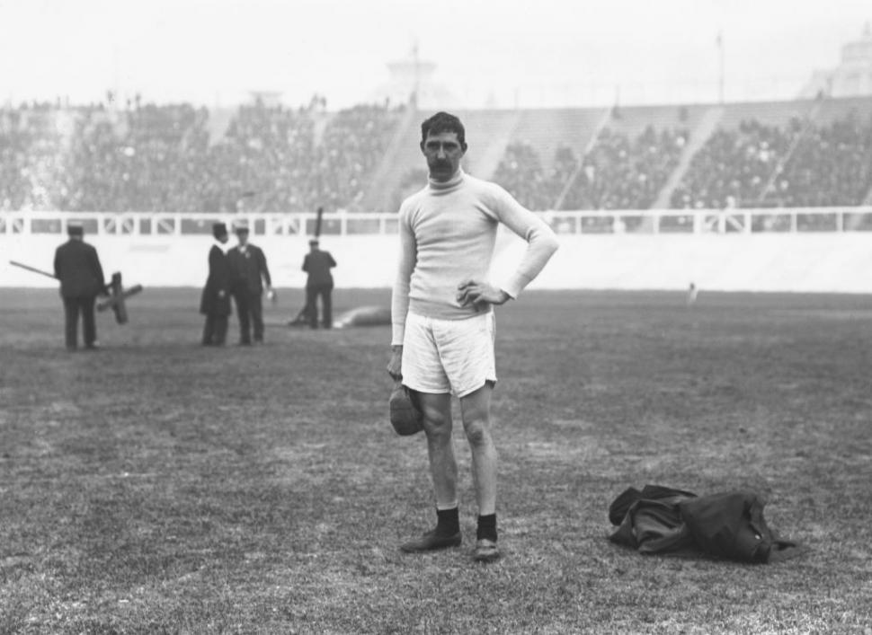 Imagini inedite de la Jocurile Olimpice din 1908. Doar 1% dintre sportivi erau femei. Erupția Vezuviului a mutat ediția la Londra 916681