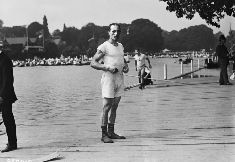 Imagini inedite de la Jocurile Olimpice din 1908. Doar 1% dintre sportivi erau femei. Erupția Vezuviului a mutat ediția la Londra 916686