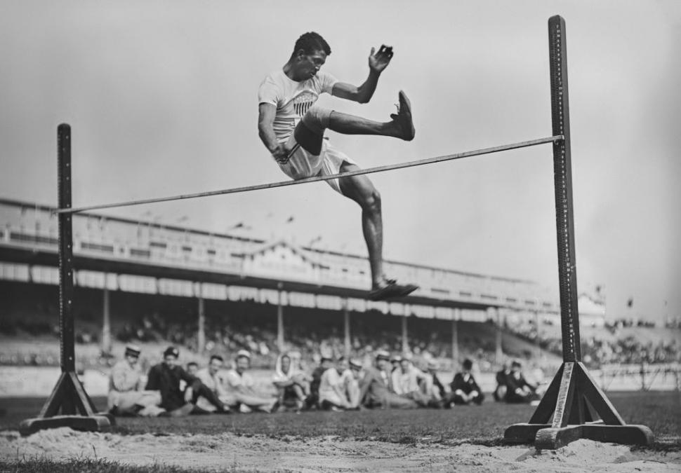 Imagini inedite de la Jocurile Olimpice din 1908. Doar 1% dintre sportivi erau femei. Erupția Vezuviului a mutat ediția la Londra 916704