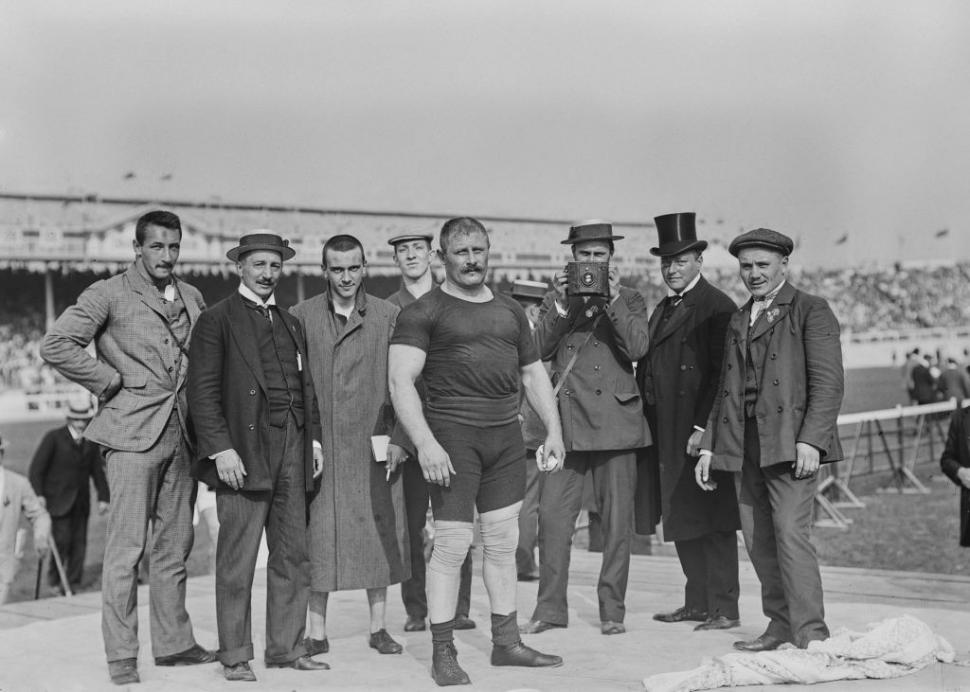 Imagini inedite de la Jocurile Olimpice din 1908. Doar 1% dintre sportivi erau femei. Erupția Vezuviului a mutat ediția la Londra 916706