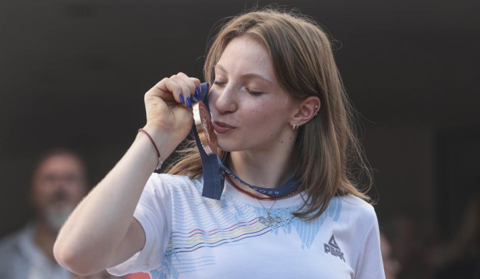 Ana Maria Bărbosu a primit medalia de bronz pentru finala de la sol la JO 2024. „S-a făcut dreptate” 918013