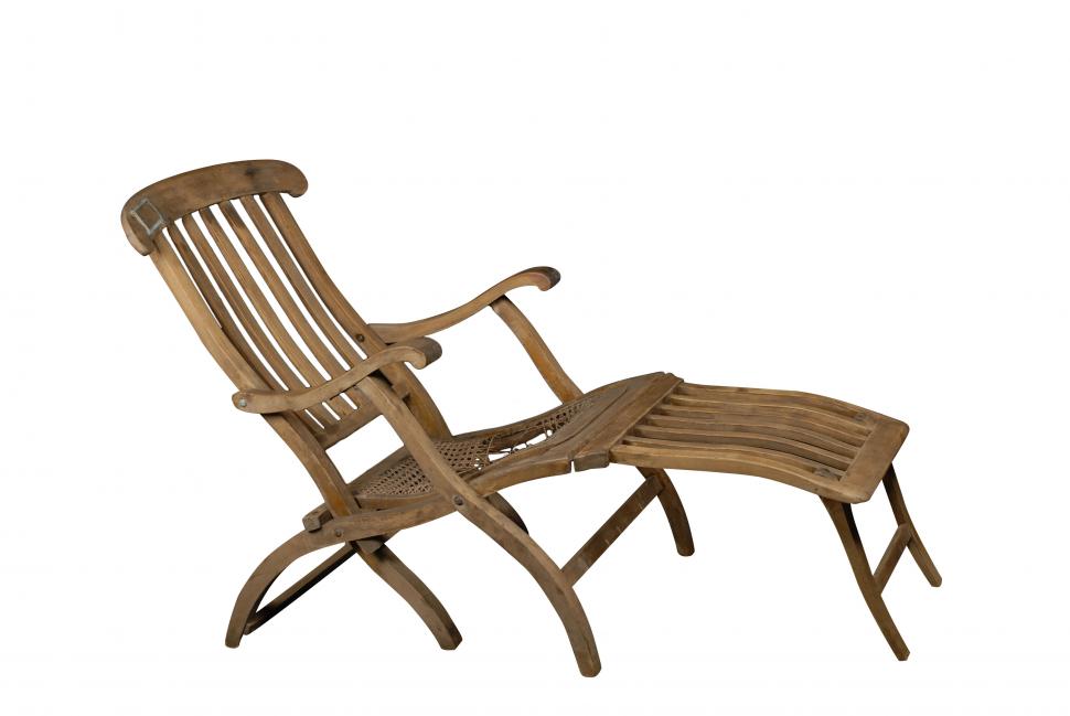 În interiorul depozitului secret unde sunt ținute mii de obiecte recuperate de pe Titanic. Poveștile despre care nu s-a aflat până acum 917632