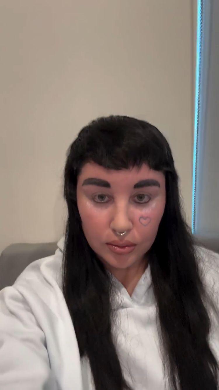 Cum a ajuns să arate actrița Amanda Bynes. Fanii sunt șocați și spun că este de nerecunoscut: „Ceva este foarte greșit la Hollywood” 918326