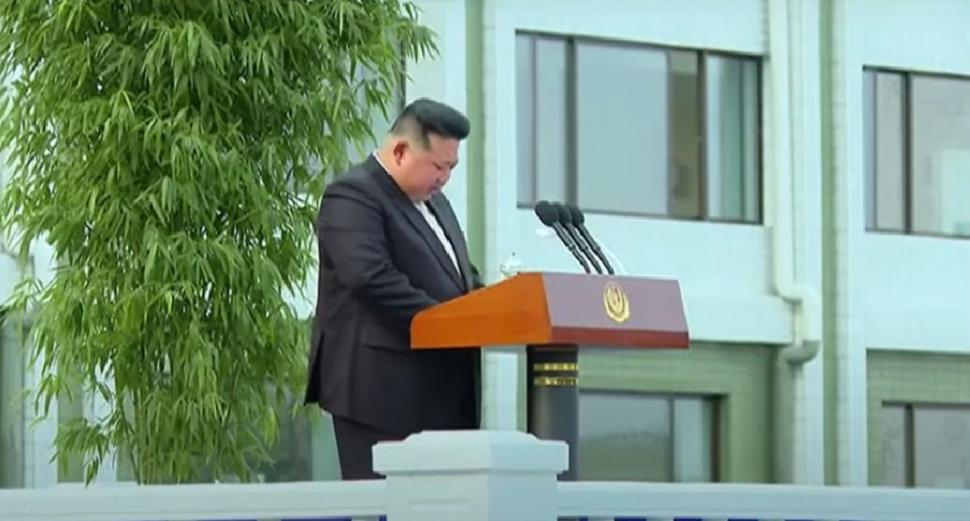 Un canadian a „prins” televiziunea lui Kim Jong Un și a postat imaginile: „După o zi de vizionare, am visat că sunt în Coreea de Nord” 918269
