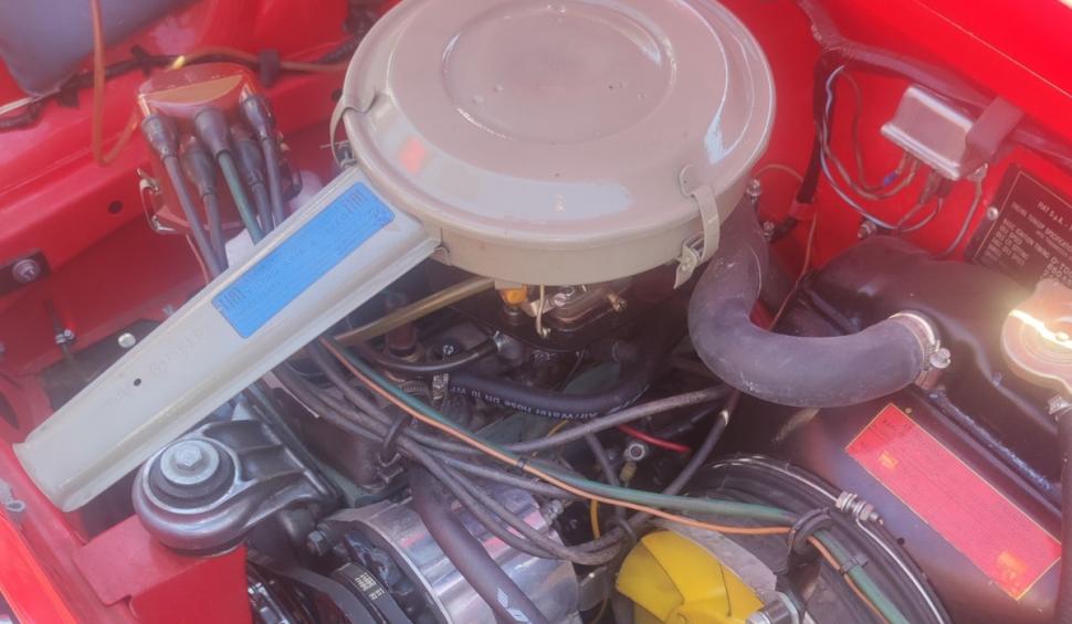 Imagini de colecție cu un Fiat 850 Sport Spider decapotabil, adus pentru inspecție la RAR 918755