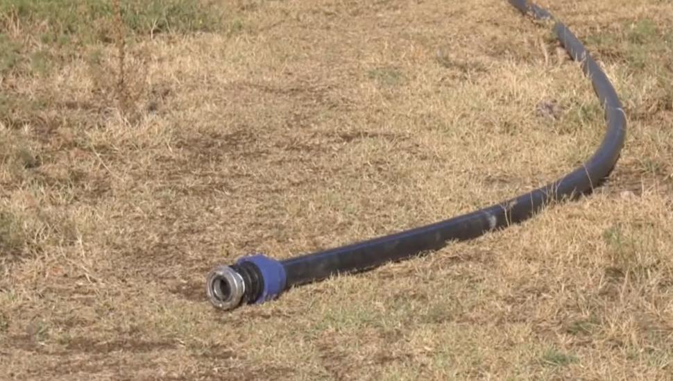 Fenomen bizar pe cer, în Oradea: Oamenii au filmat nori de praf roșu în oraș. Pulberea ar fi de la o fostă fabrică de vopsele 918986