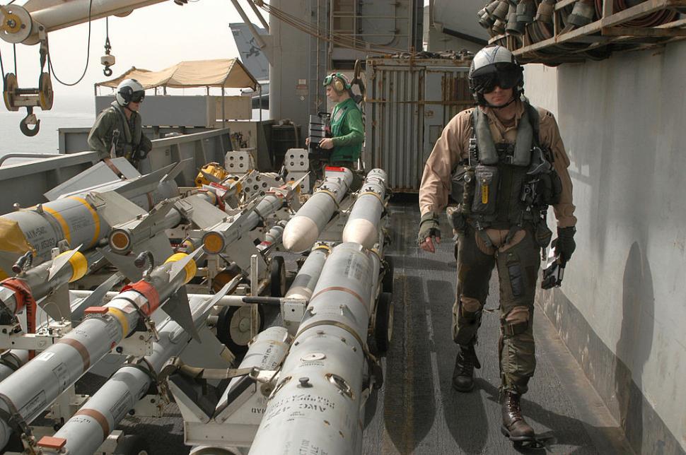 SUA au aprobat vânzarea rachetelor AIM-120 către România. Acestea sunt compatibile cu avioanele F-16 și F-35 918931