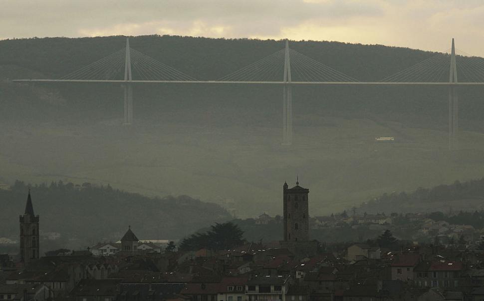 Viaductul Millau: Cum a schimbat cel mai înalt pod din lume harta Europei. „O minune a lumii moderne” 919012