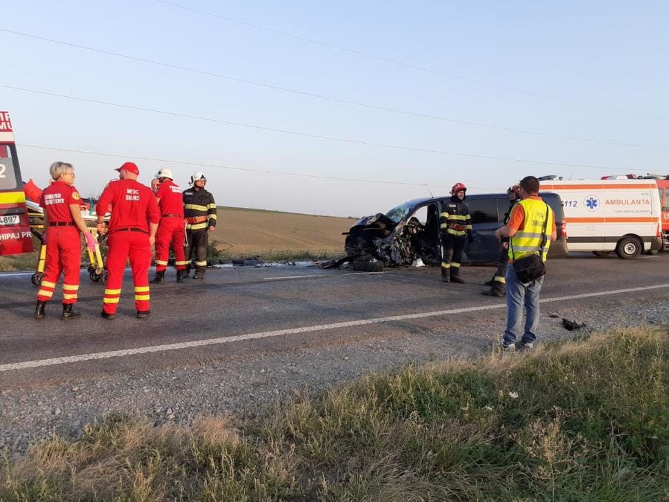 Accident grav pe DN2, în Suceava: Doi morți și opt răniți, printre care și copii. A fost activat Planul Roșu de Intervenție 919331