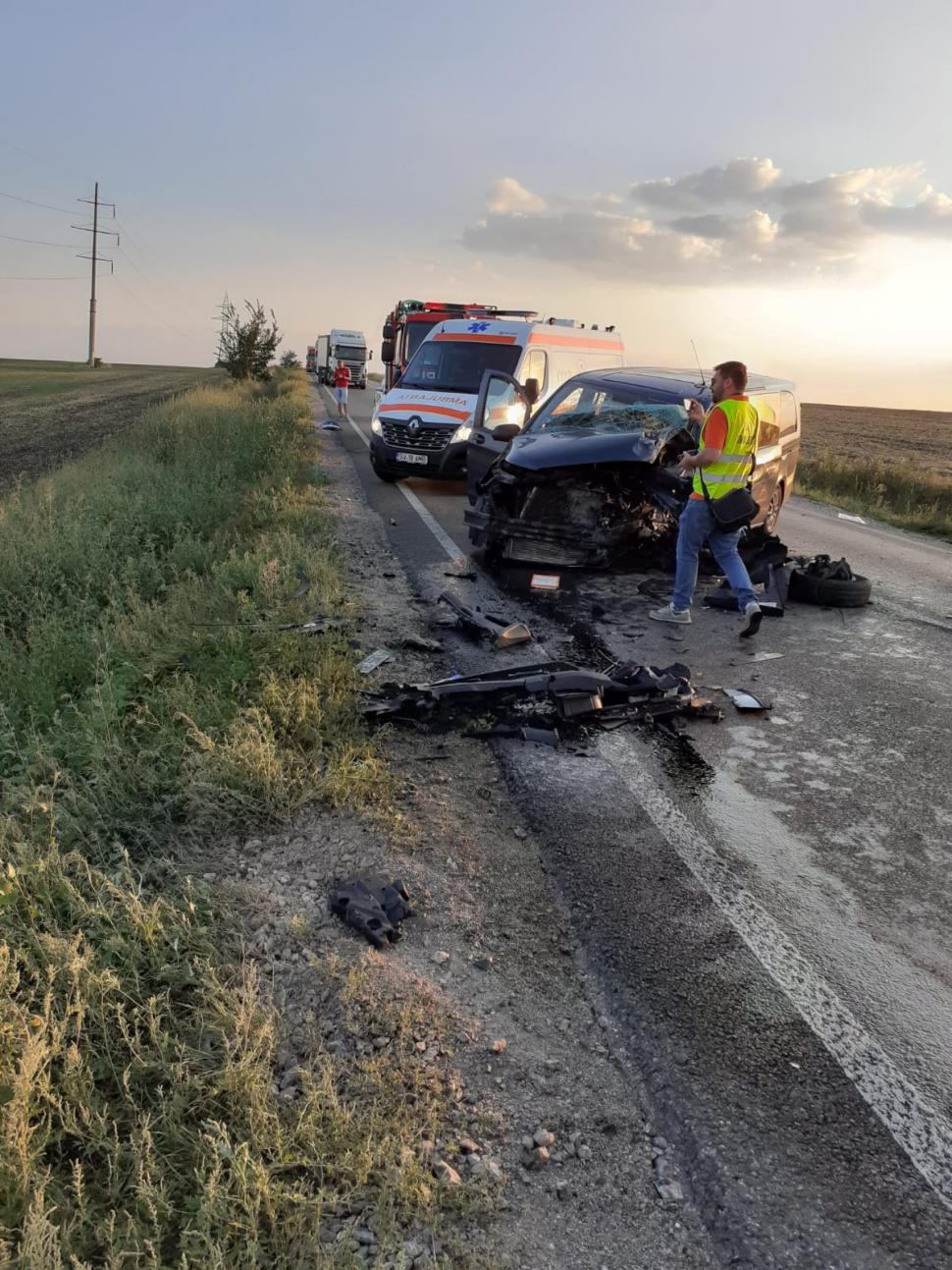 Accident grav pe DN2, în Suceava: Doi morți și opt răniți, printre care și copii. A fost activat Planul Roșu de Intervenție 919334