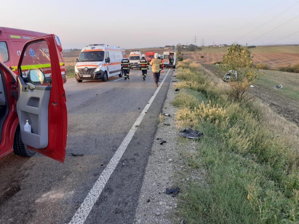 Accident grav pe DN2, în Suceava: Doi morți și opt răniți, printre care și copii. A fost activat Planul Roșu de Intervenție 919335