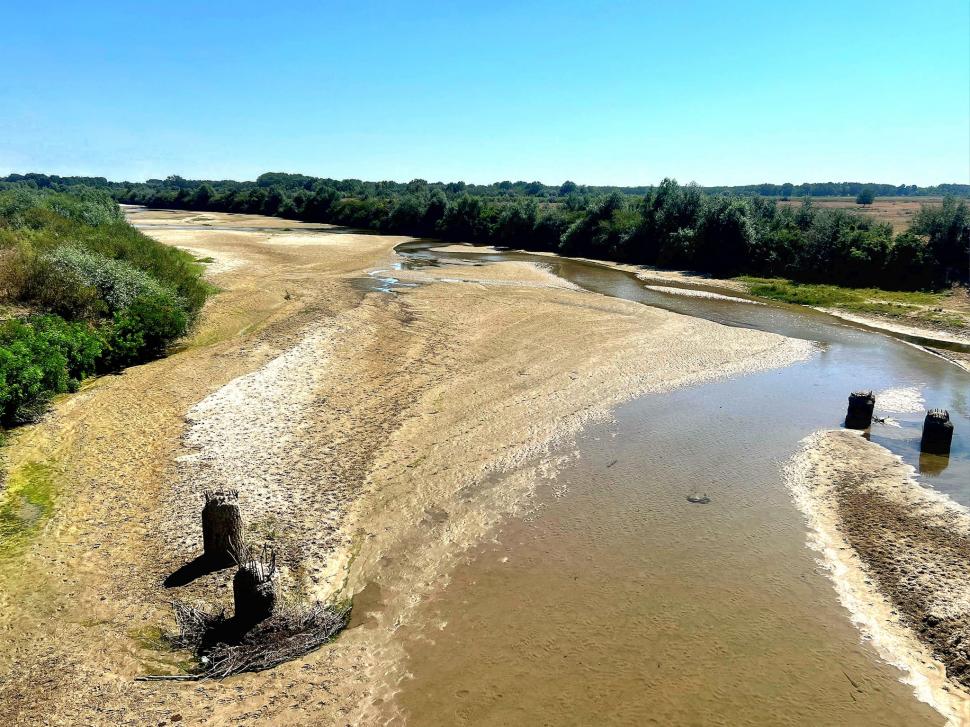 Încă două râuri din România au secat complet. Imagini dramatice făcute publice de Apele Române 919631