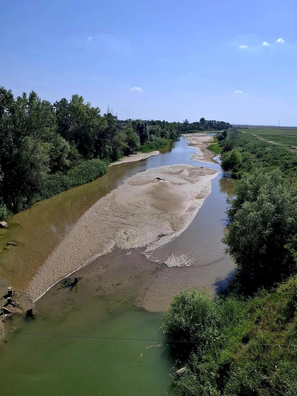 Încă două râuri din România au secat complet. Imagini dramatice făcute publice de Apele Române 919632