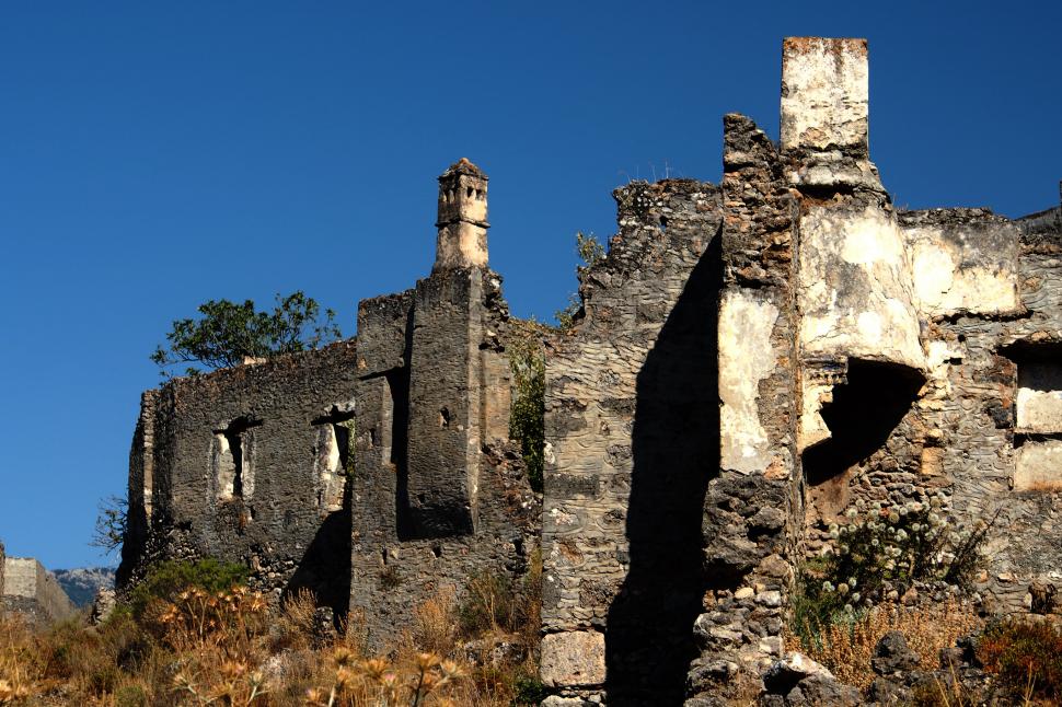 Orașul fantomă care a fost abandonat 100 de ani. „Oglinda întunecată a trecutului nostru” 919684