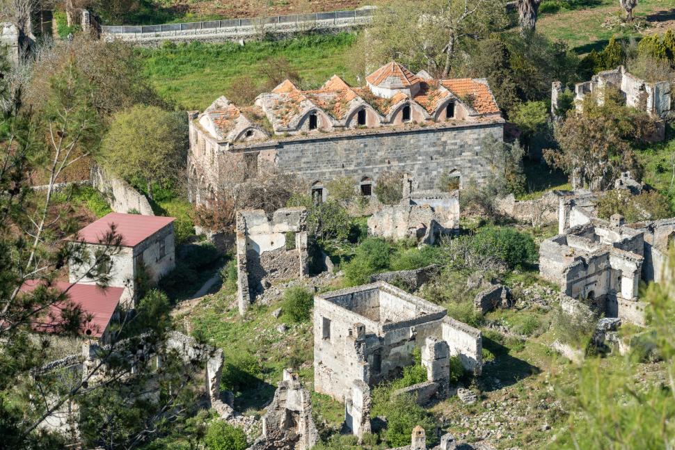 Orașul fantomă care a fost abandonat 100 de ani. „Oglinda întunecată a trecutului nostru” 919689