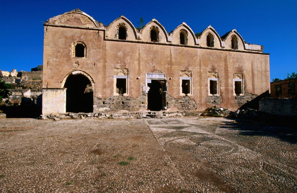 Orașul fantomă care a fost abandonat 100 de ani. „Oglinda întunecată a trecutului nostru” 919710