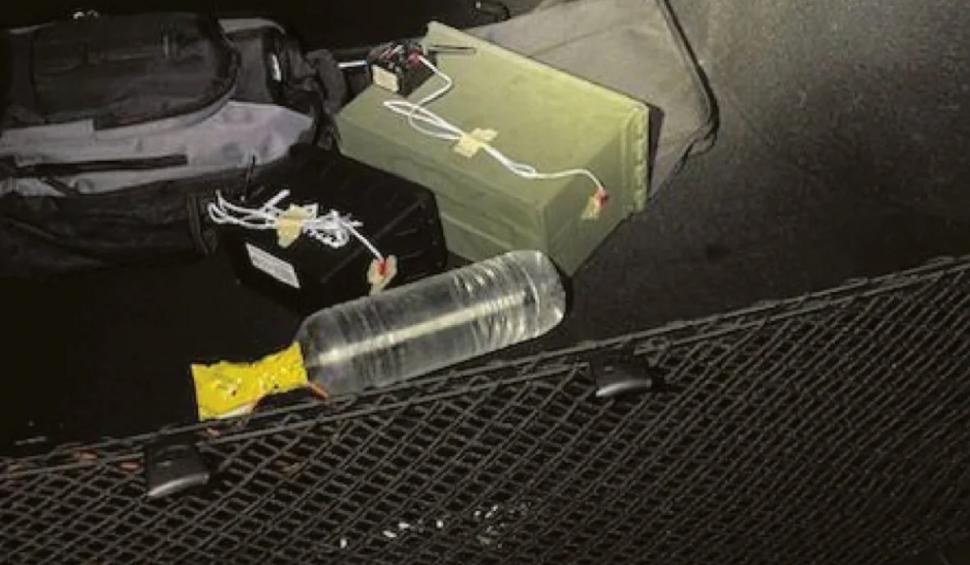 FBI a publicat imagini cu arsenalul atacatorului lui Trump. Thomas Crooks a studiat mai multe ținte, inclusiv pe Joe Biden 920036