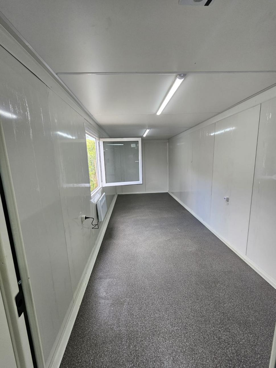 Peste 200 de copii nu vor mai merge 7 km prin pădure ca să poată să învețe: S-a construit o școală modulară într-un sat din Argeș 920211