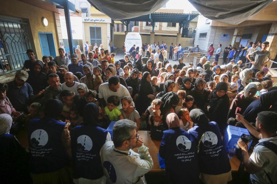 Lupte oprite în Gaza. Au început cele trei zile de pauză umanitară, în care sute de mii de copii vor fi vaccinați anti-poliomielită 920603