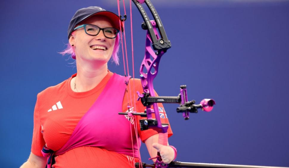 Jodie Grinham a devenit prima sportivă din istorie care a câștigat o medalie paralimpică în timp ce era însărcinată 920693