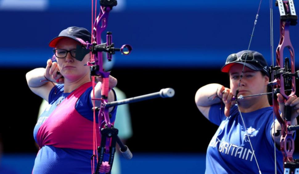 Jodie Grinham a devenit prima sportivă din istorie care a câștigat o medalie paralimpică în timp ce era însărcinată 920696