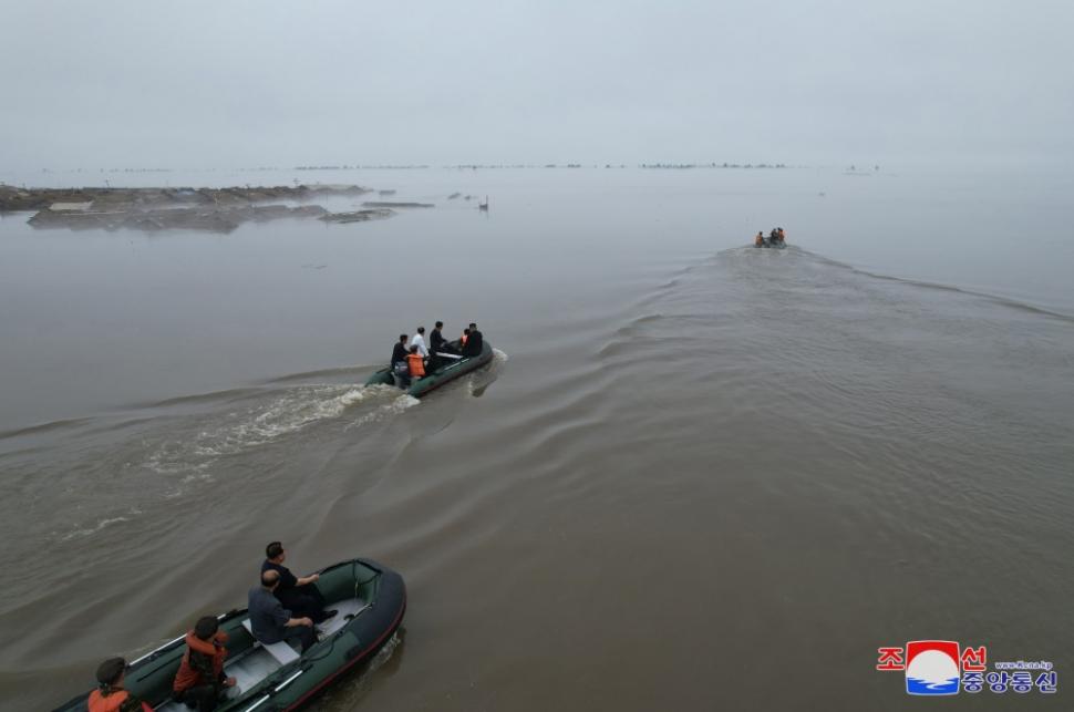 Kim Jong-un a ordonat ca 30 de persoane să fie executate pentru că nu au prevenit inundațiile din vara aceasta  921168