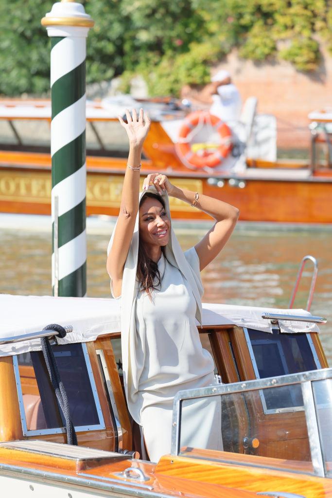 Mădălina Ghenea a făcut senzație la festivalul de la Veneția. Ținutele cu care a atras toate privirile pe covorul roșu 921393