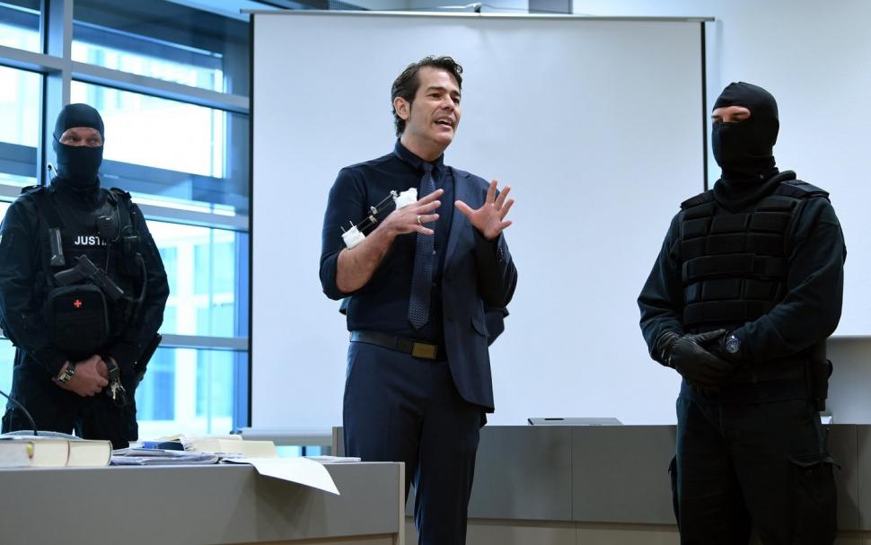 Românul desemnat „cel mai frumos bărbat din Germania” a ieșit din închisoare. Este considerat pericol public și monitorizat permanent 921410