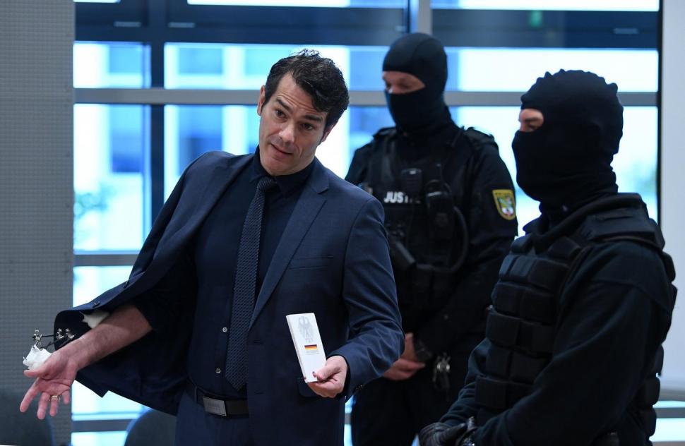 Românul desemnat „cel mai frumos bărbat din Germania” a ieșit din închisoare. Este considerat pericol public și monitorizat permanent 921413