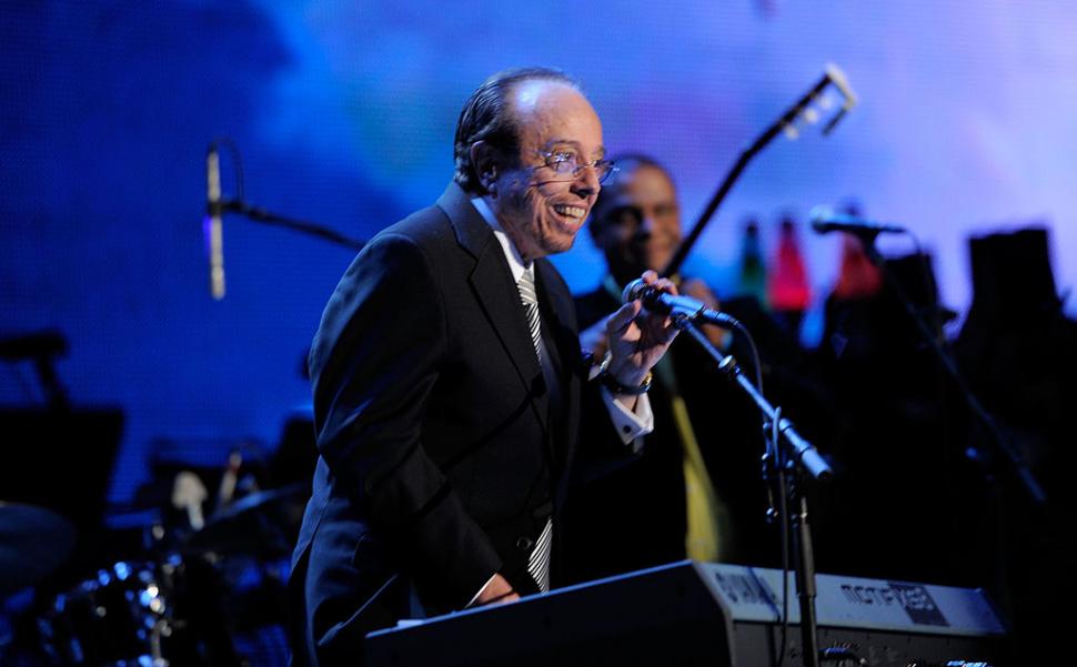 A murit legenda muzicii bossa nova, Sergio Mendes. Toată lumea îl cunoștea pentru hitul „Mas Que Nada” 921724