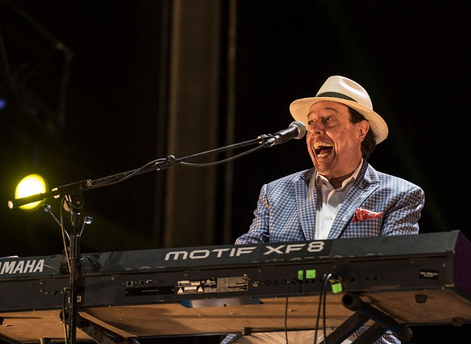 A murit legenda muzicii bossa nova, Sergio Mendes. Toată lumea îl cunoștea pentru hitul „Mas Que Nada” 921725