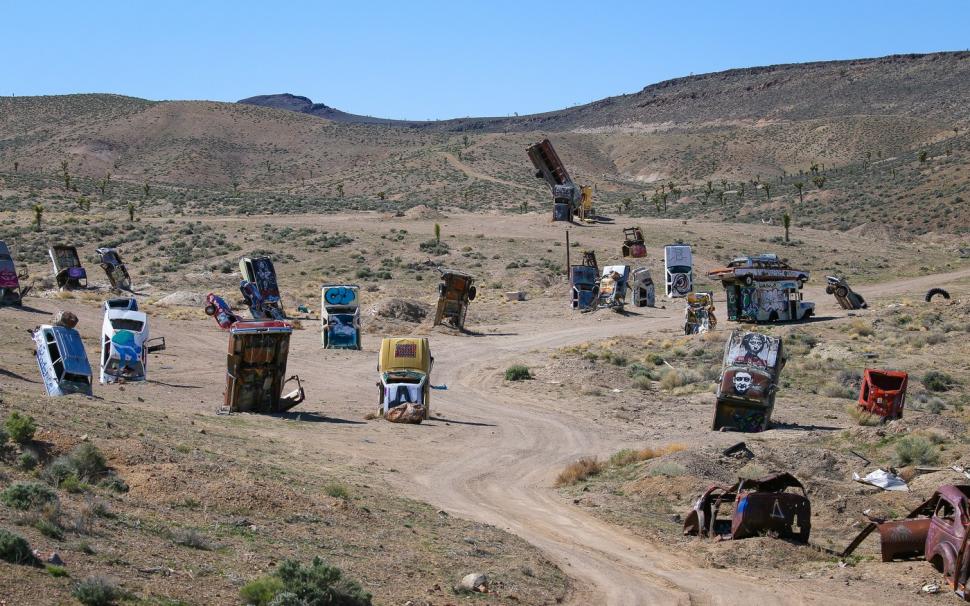 Cimitirele civilizației umane. Cum au ajuns să fie abandonate pe câmpuri milioane de mașini, avioane, biciclete și chiar tancuri 921457
